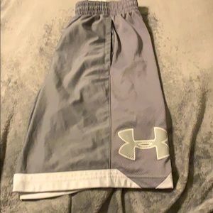 Under Armour Men’s Shorts Size Med